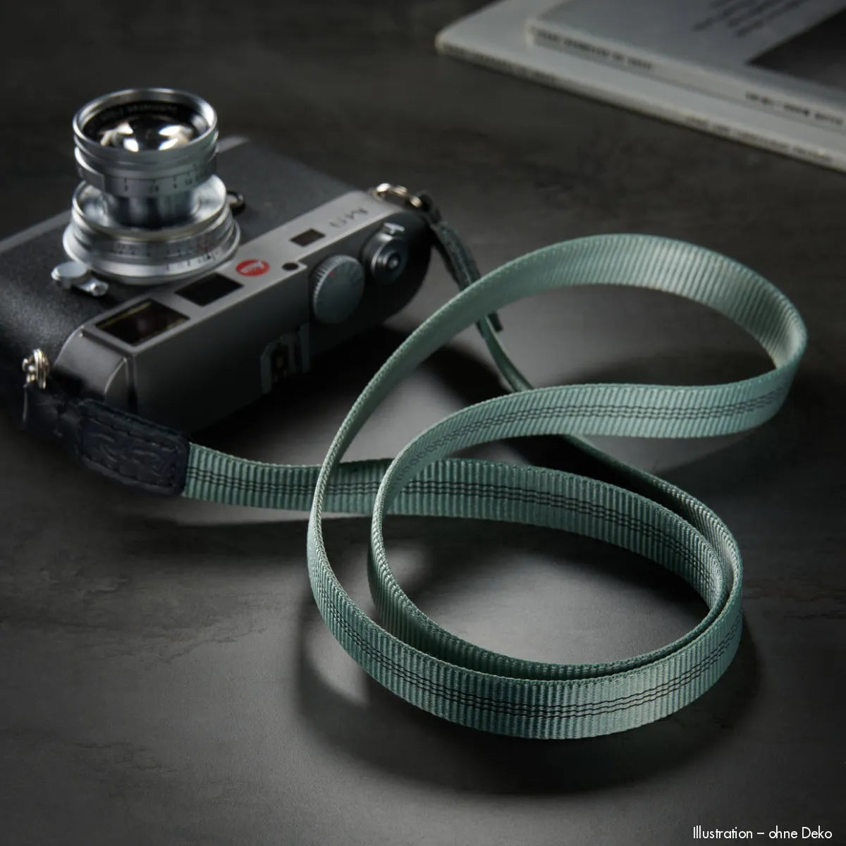 Hochwertiger dunkelgrüner Nylon-Kameragurt mit Silberhardware für Leica M10