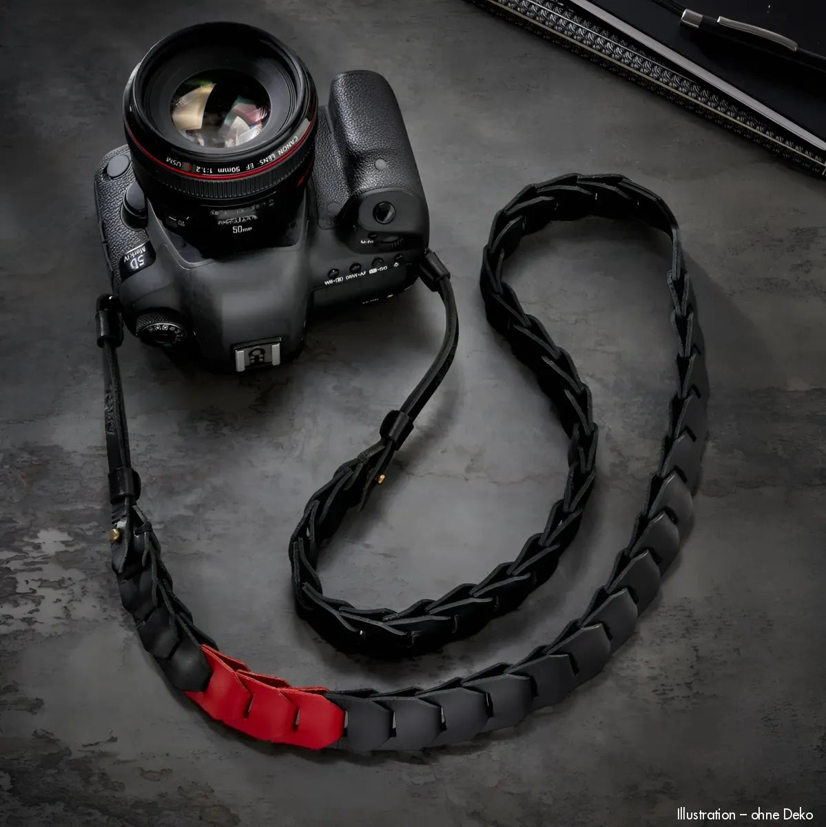 Rock n Roll Camera Straps And Bags Kameragurte | Kamera Schultergurt in Schwarz Rotem Leder für Systemkameras als Limitierte Edition