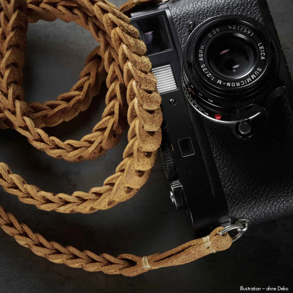 Rock n Roll Camera Straps And Bags Kameragurte | Kameragurt aus Englischem Leder in Distressed Hellbraun von | Vintage Design | 100cm