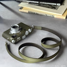 Exklusiver Kameragurt aus Safari Grünem Nubuckleder von Rock N Roll für Leica M, 125 cm