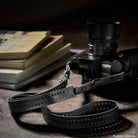Rock n Roll Camera Straps And Bags Kamerazubehör Speziell für Leica | Exklusiver Kameragurt aus Kalbsleder in Schwarz von n - Sl-serie