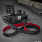 Rock n Roll Camera Straps And Bags Kameragurte | Kamera Schultergurt aus Leder in Schwarz Rot | Z.b.für Leica Sl3 | 125cm