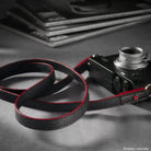 Rock n Roll Camera Straps And Bags Kamerazubehör Speziell für Fuji | Kamera Schultergurt in Schwarz Rot von Z.b.für Fujifilm x | 125cm