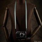 Schmaler Kameragurt aus Kunstfaser und Leder in Dunkelgrün von Rock N Roll, 125cm