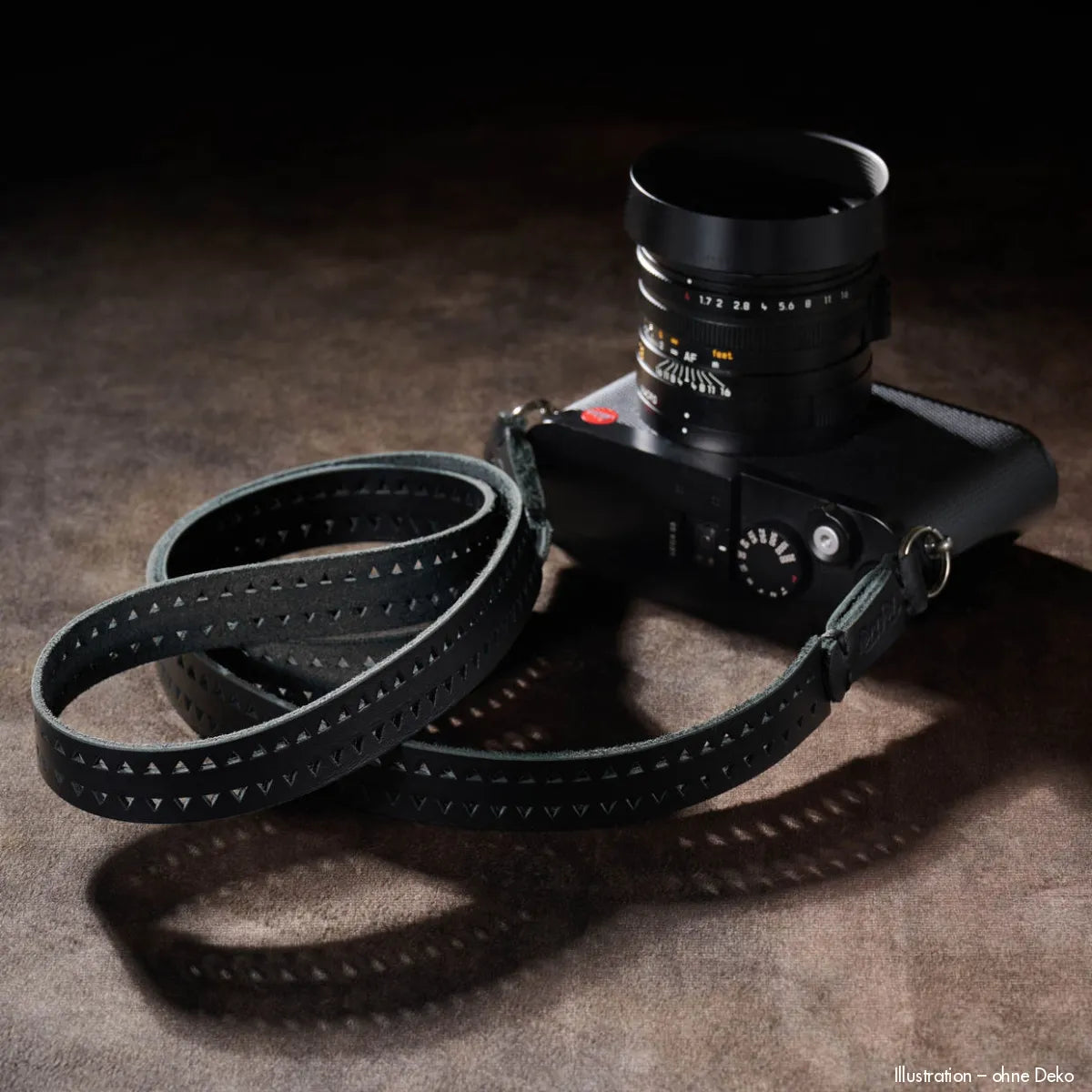 Rock n Roll Camera Straps And Bags Kamerazubehör in Schwarz | Schwarzer Kamera Tragegurt aus Italienischem Kalbsleder mit Perforation