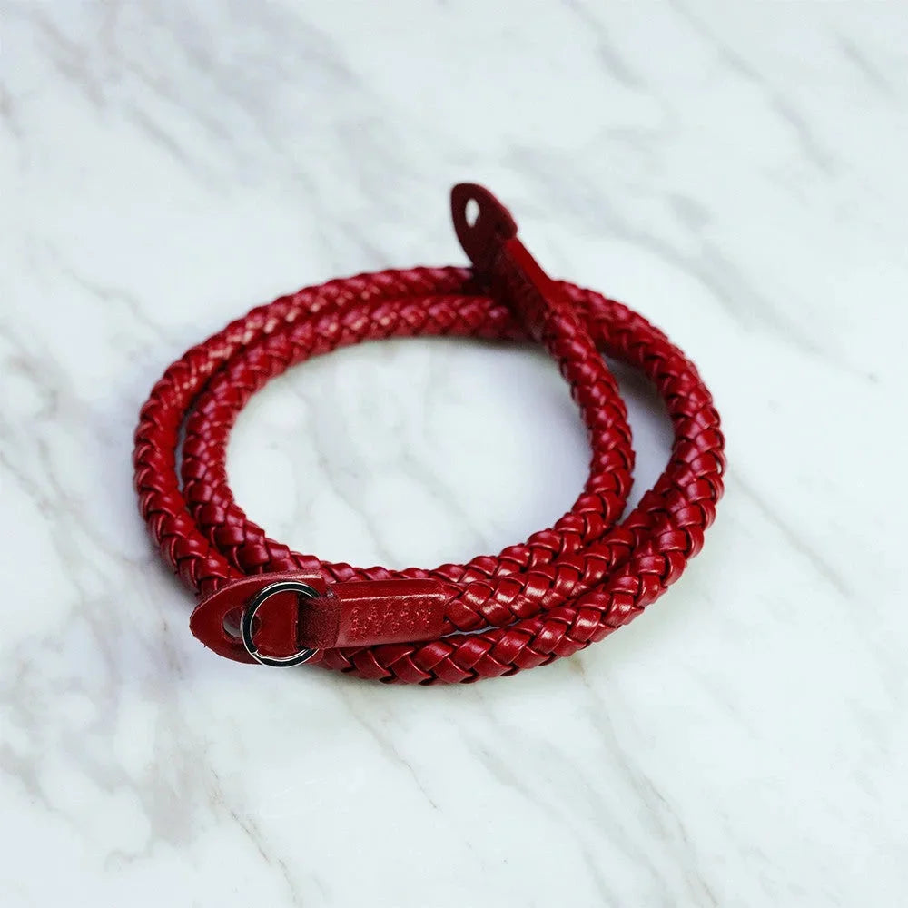 Kameragurte | Leder, Rot | Barton 1972 | Barton 1972 Leder Camera Strap | Geflochtenes Kameraband Aus Leder | Rot | 105cm