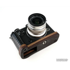 Kameragriffe | Dunkelbraun | J.b. Camera Designs Usa | Handgriff Für Olympus Pen-f Aus Braunem Wenge Holz Von Jb Camera Designs Usa